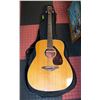 Image 1 : YAMAHA ACOUSTIC GUITAR FG700S IN LEVY'S GIG BAG