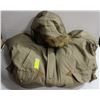 Image 1 : MENS CANADIAN TRAIL PARKA SIZE 46 DOWN FILLED WITH