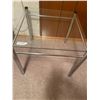 Image 1 : Modern Glass End Table