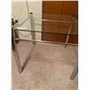 Image 2 : Modern Glass End Table