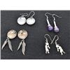 Image 2 : 3 Pairs of Navajo Sterling Earrings Plus
