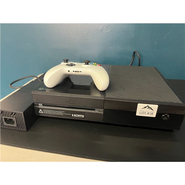 *USED* Lot of 1 Xbox One Console w/ Controller