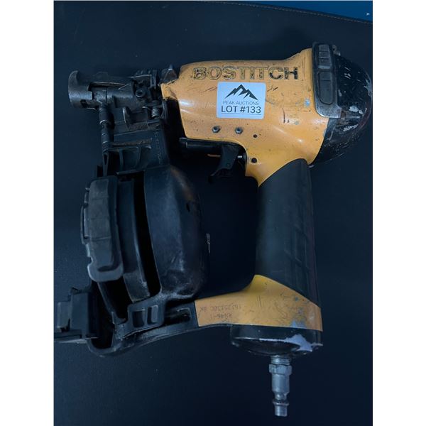 *USED* Lot of 1 Bostitch Nail Gun