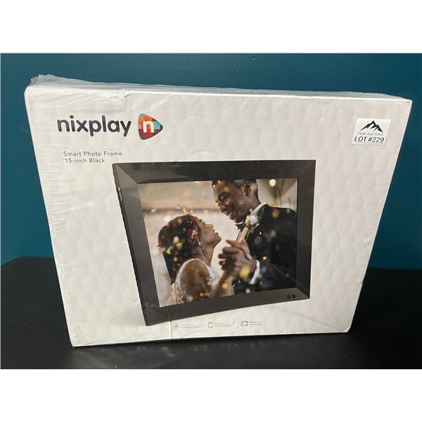 *NEW* Lot of 1 Nixplay 15 Inch Smart Digital Photo Frame w/ WiFi