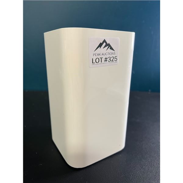 *USED* Lot of 1 Apple Airport