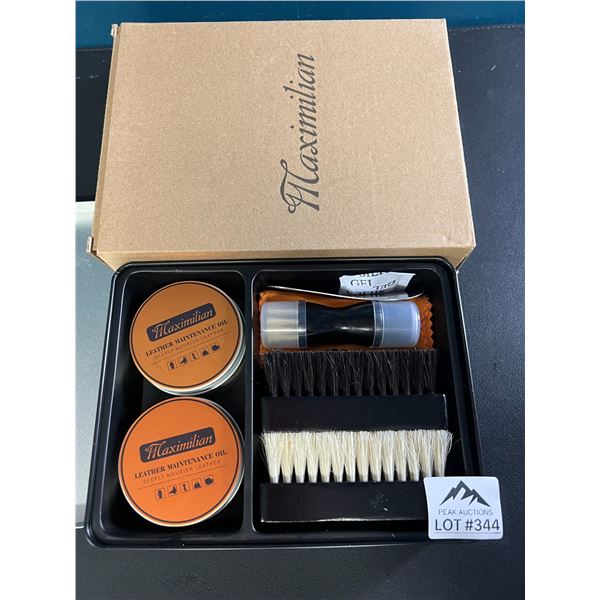 *NEW* Lot of 2 Maximilian Leather Shoe Polish/Cleaning Kits