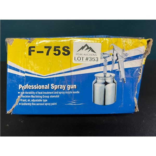 *NEW - DAMAGED BOX* Lot of 1 Professional Paint Spray Gun