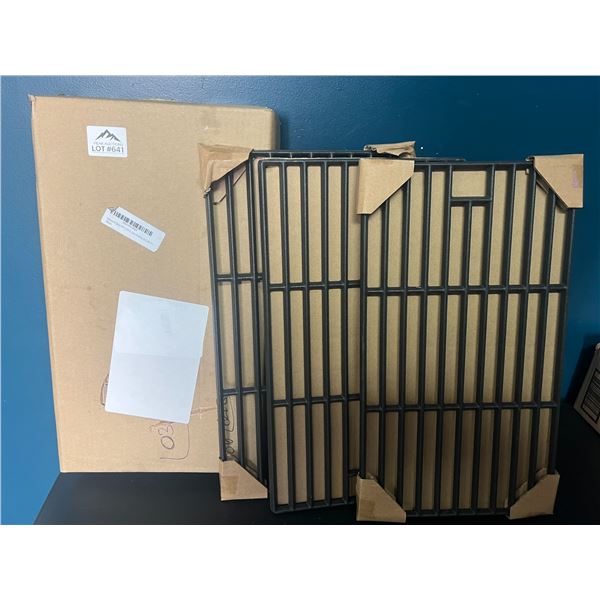 *NEW* Lot of Cast Iron Cooking Grids (Set of 3)