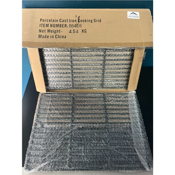 *NEW* Lot of Cast Iron Cooking Grid (2pcs)