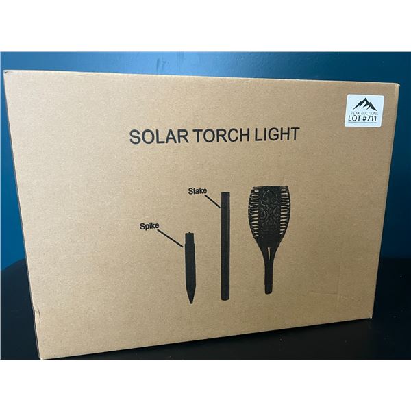 *NEW* Lot of Solar Torch Lights w/ Flickering Flames (8PCS)