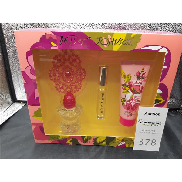 Betsy Johnson Set Cat A