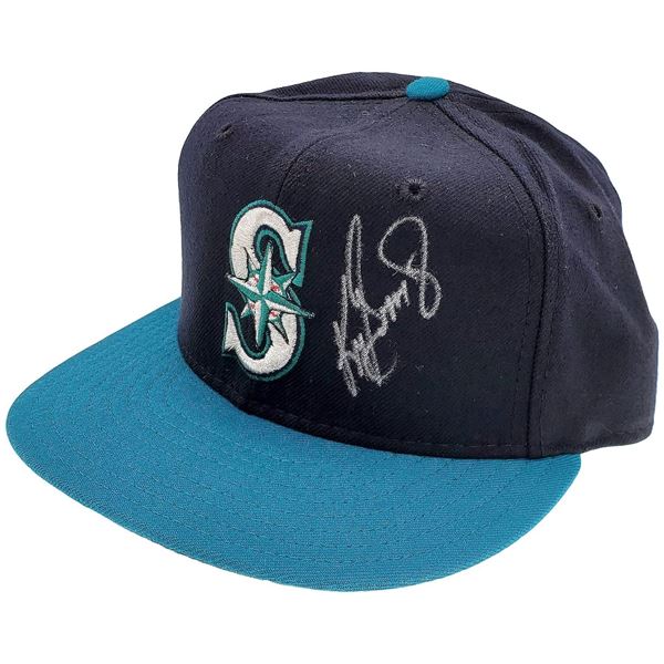 KEN GRIFFEY JR. SIGNED SEATTLE MARINERS BASEBALL HAT (BECKETT COA)