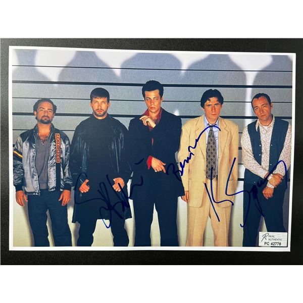 USUAL SUSPECTS CAST SIGNED 8 X 10 (RA COA)