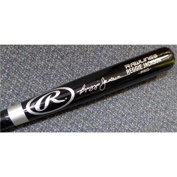 REGGIE JACKSON SIGNED RAWLINGS BASEBALL BAT (BECKETT COA)