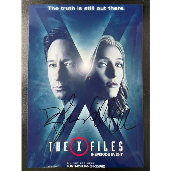 DAVID DUCHOVNY AND GILLIAN ANDERSON SIGNED X FILES 8 X 10 (RA COA)