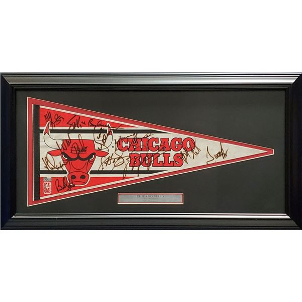 CHICAGO BULLS 1991-92 CUSTOM FRAMED TEAM SIGNED PENNANT (JORDAN, PIPPEN?) BECKETT LOA