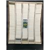 Image 1 : 5000 COUNT BOX OF VARIOUS HOCKEY CARDS