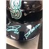 Image 2 : JULIO RODRIGUEZ SIGNED SEATTLE MARINERS BATTING HELMET INCRIBED JROD SHOW (BECKETT COA)