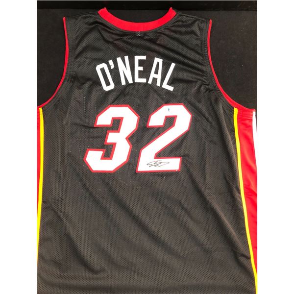 SHAQUILLE ONEAL SIGNED MIAMI HEAT BASKETBALL JERSEY (BECKETT COA)