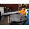 Image 2 : Husqvarna Gas Powered Blower