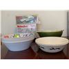 Image 2 : Kitchen Aid Mixer Bowls and More Lot