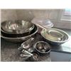 Image 2 : Mega Mixing Bowl Lot