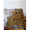 Image 2 : Asian-Style Wall Decor