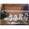 Image 2 : 5 x Assorted Asian-Style Porcelain Vases