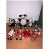 Image 1 : Assortment of Panda and Chinese Dolls