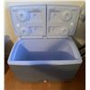 Image 2 : Rubbermaid Cooler
