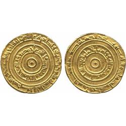 ISLAMIC COINS, Fatimid. al-‘Aziz, Gold Dinar, Misr 366h, 4.09g (N 700).  Very fine.