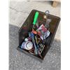 Image 1 : Bin tools and hardware
