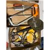 Image 2 : Pipe wrenches and other tools