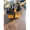 Image 2 : Knife blocks with assorted knives