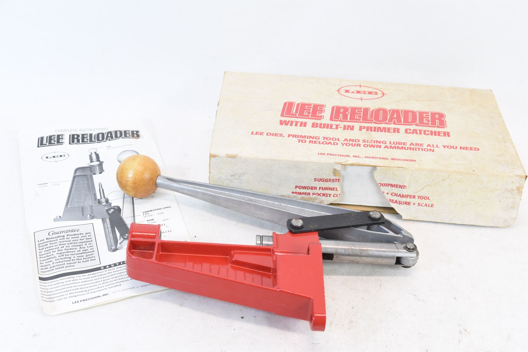 Lee Reloader w/ Built-In Primer Catcher - Landsborough Auctions