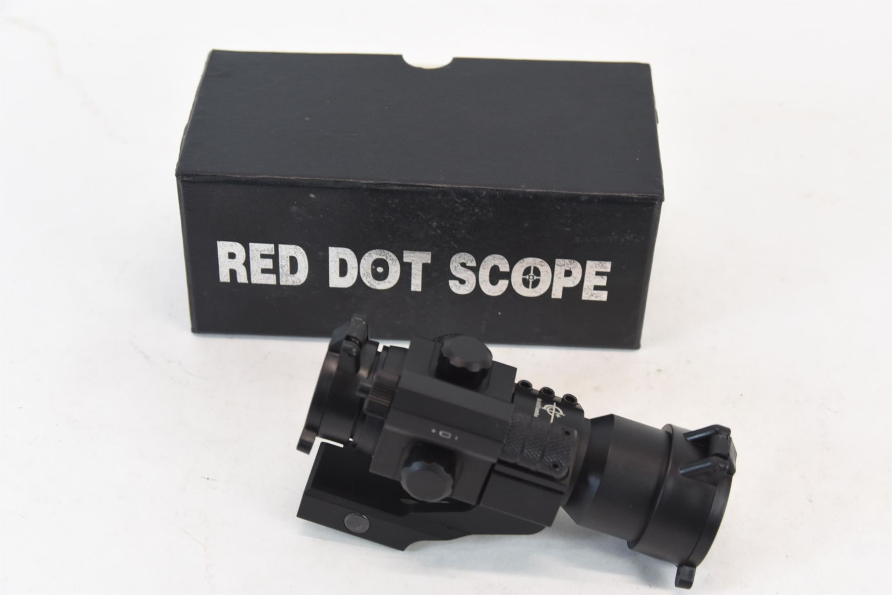 GoldHunter Red Dot Scope w/ Laser Light & Mount in Box