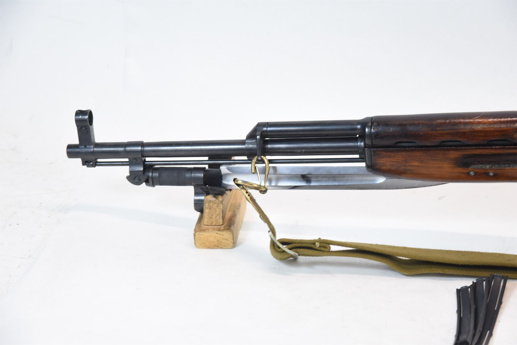 Russian Model SKS Rifle - Landsborough Auctions