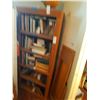 Image 1 : Bookshelf Cat C
