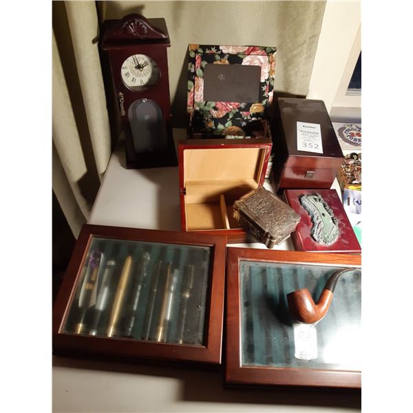 Pen in GlassDisplay  Case & More Cat A