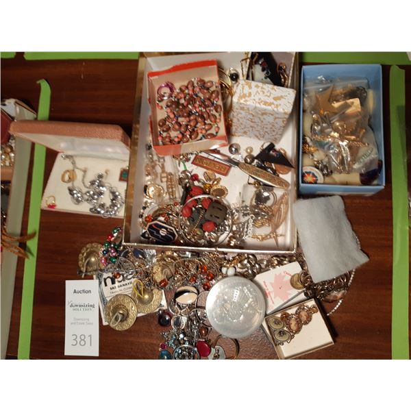 Costume Jewelry Cat A