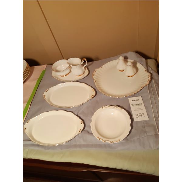 Royal Albert Val D'Or Cat A