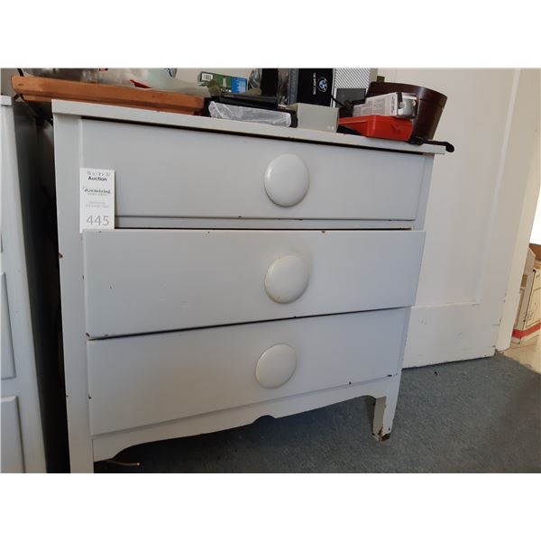 Chest of Drawers Cat C