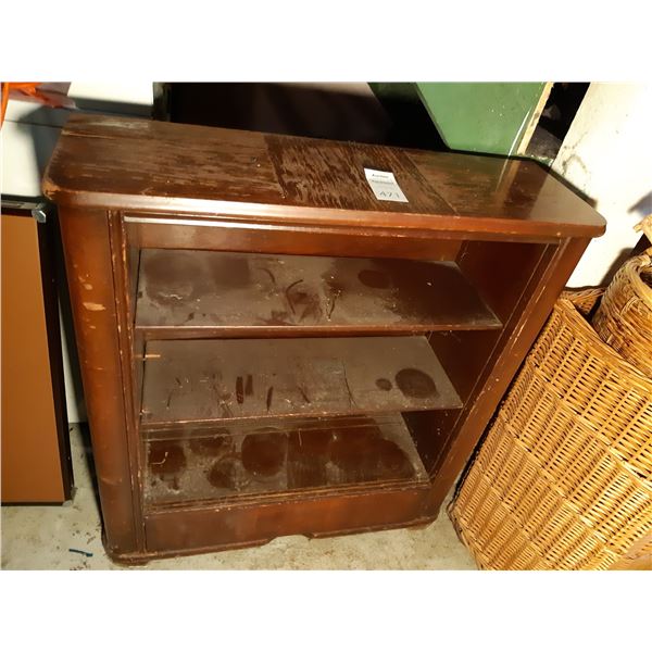 Antique Shelving Cat C