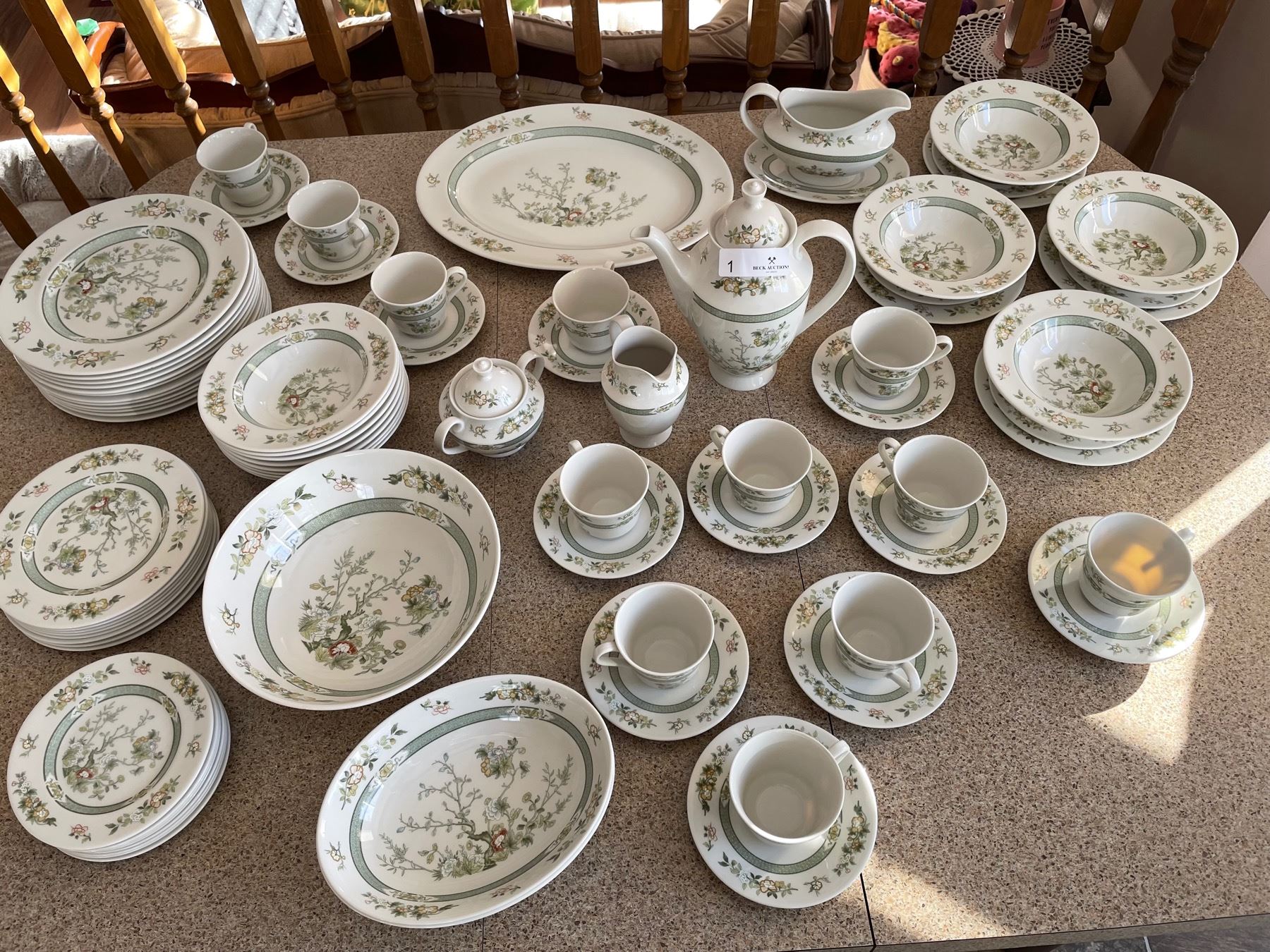 Complete set Royal Doulton fine bone China Tonkin pattern MINT Beck