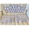 Image 2 : French provincial love seat