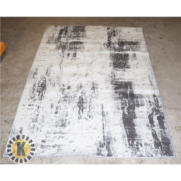 AREA RUG GREY PATTERNED