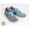 Image 1 : NEW TURQUOISE AND GREY LIGHT UP SHOES BOYS SIZE 13