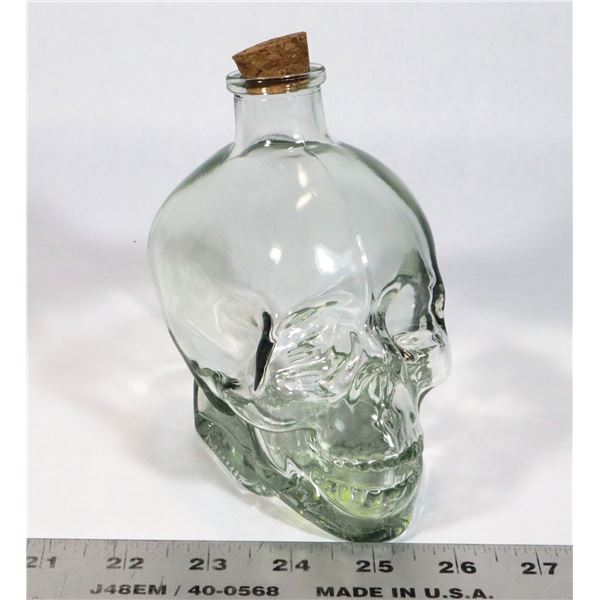 NEW MEDIUM SIZE SKULL DECANTER