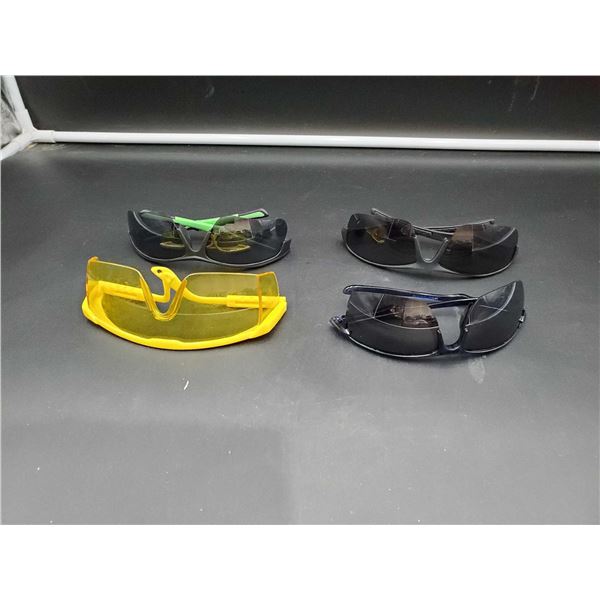 Lot of Assorted Sunglasses