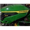 Image 3 : NEW John Deere S100 42inch deck 17.5hp hydro lawn tractor - new in crate but steering wheel slightly